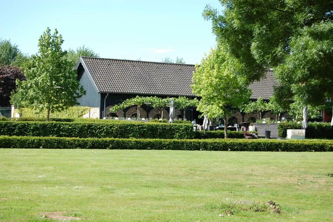 Boatlodge Antigua Maastricht Niederlande